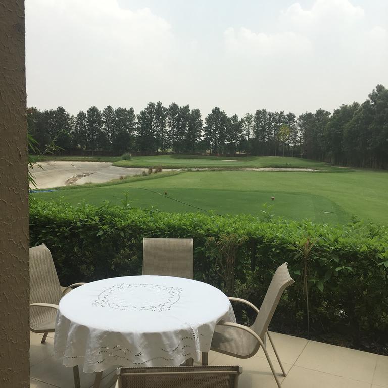 Villa At Tarudhan Valley Golf Resort Manesar Exterior photo
